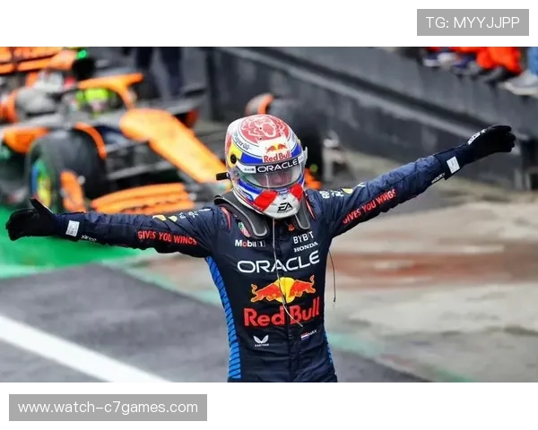 F1赛季风云再起车队博弈升级冠军之争白热化转会与规则变革引关注 F1赛季风云再起车队博弈升级冠军之争白热化转会与规则变革引关注