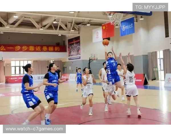 中国篮球联赛季后赛激战正酣 多支强队角逐最终冠军荣誉