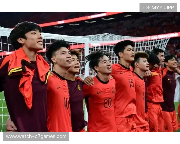 豪门对决引爆赛季焦点新星闪耀绿茵场球迷热议战术革新与冠军归属悬念 豪门对决引爆赛季焦点新星闪耀绿茵场球迷热议战术革新与冠军归属悬念