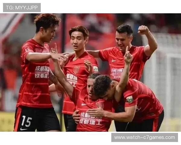 中超赛季激战正酣各队争冠形势引发球迷热议