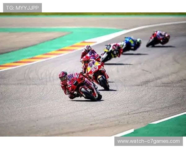 MotoGP赛季激战升级多位车手争冠格局突变引发全球车迷热议