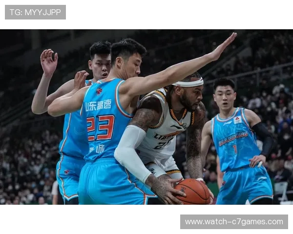 CBA总决赛最新战报：关键时刻逆转夺冠引发球迷热议